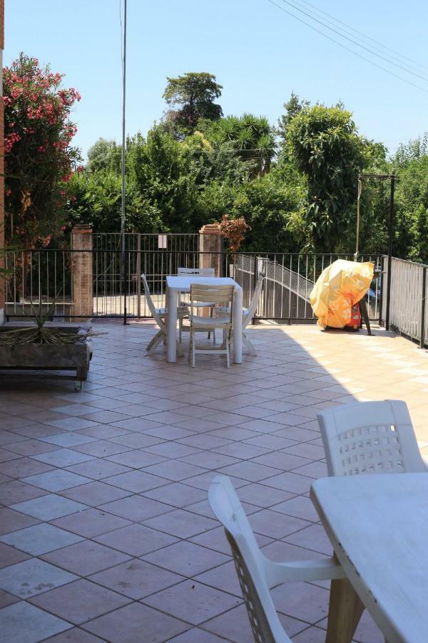 La Casa Dell'Orso Bed & Breakfast Ciampino Dış mekan fotoğraf